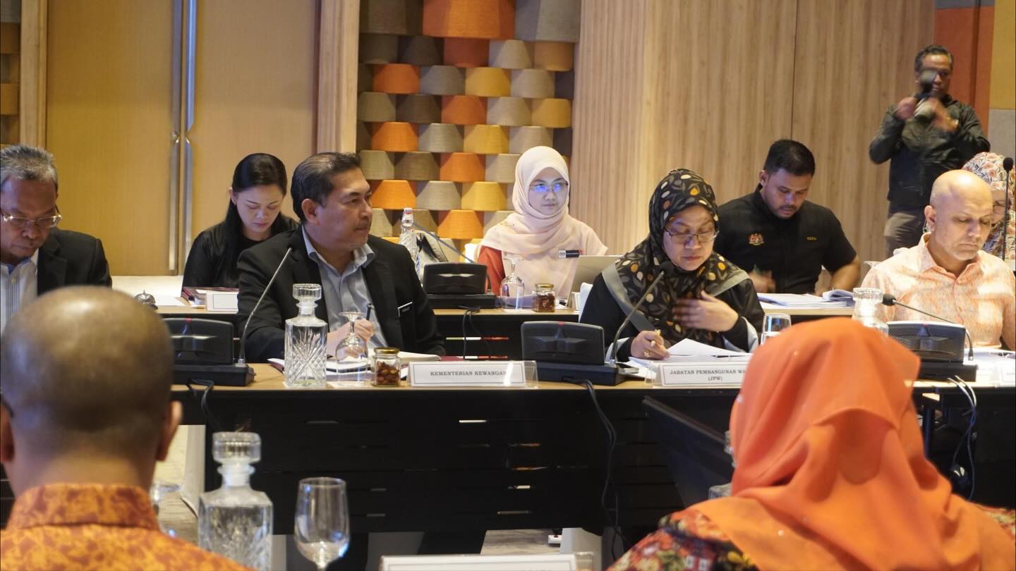 Mesyuarat Majlis Wanita, Keluarga Dan Negara (MWKN)